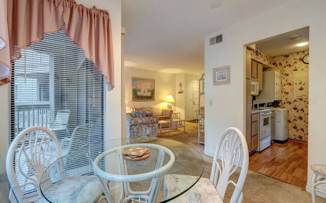 Lighthouse Tennis by Vtrips