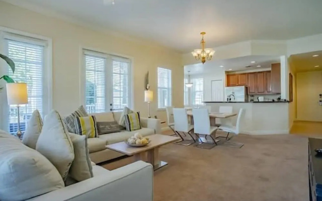 7521 MD - Reunion - Fantastic 3Bd Condo