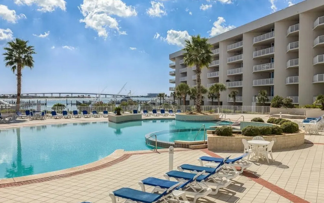 The Moorings Unit 516