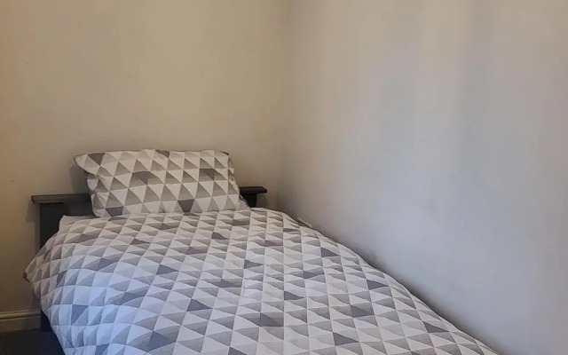 Bolton-2bedroom-2bathroom-parking