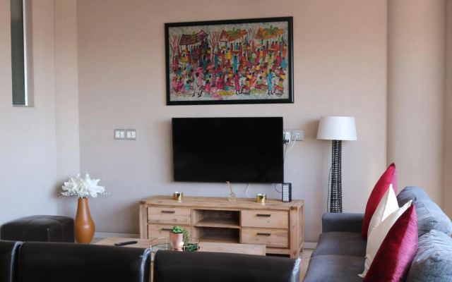 Stunning Studio apt with stunning Joburg views