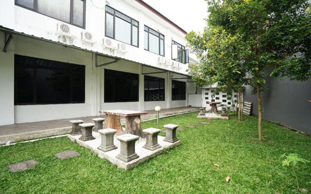 Grace Residence By OYO Rooms