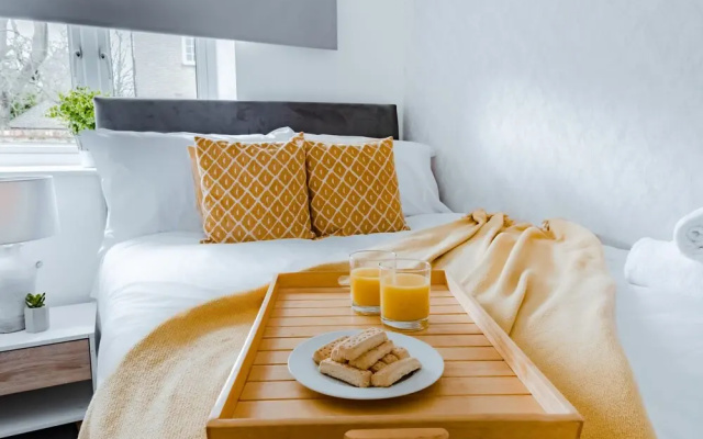River Court Flat 1