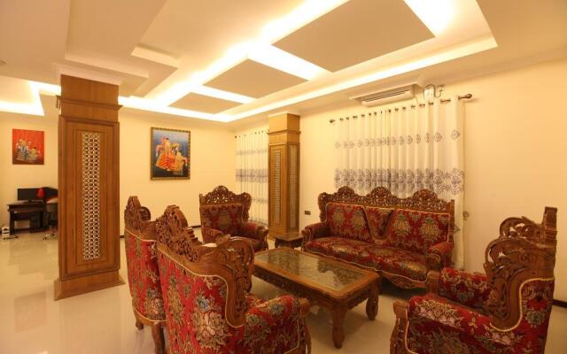 The Hotel Emperor Inle