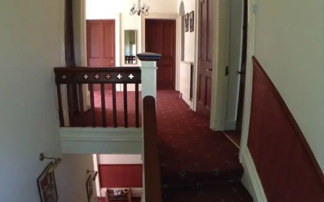 Remarkable 6-bedroom Villa in Pennine Barnsley