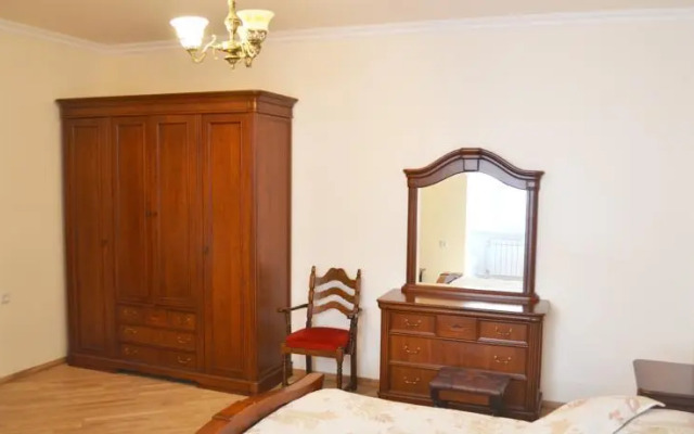 Monument Guest House