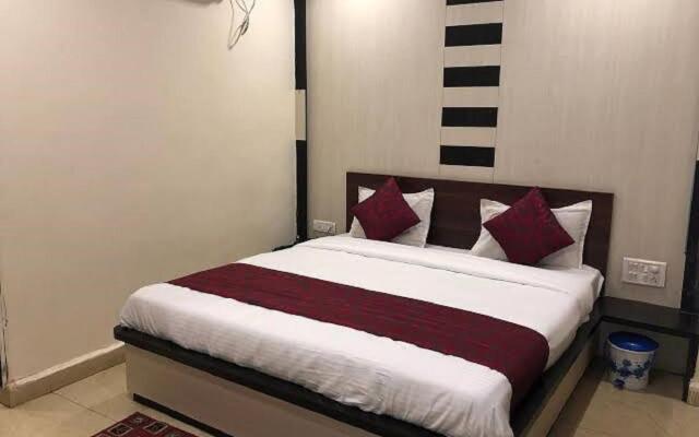 Hotel Jindal Palace