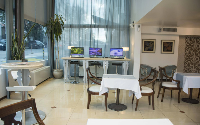 Palladium Business Hotel