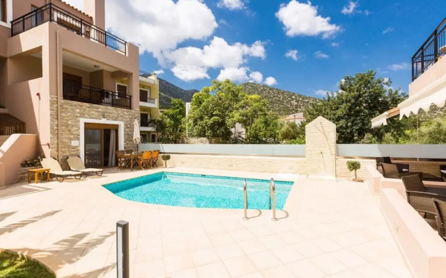 You can Have a Grand Vacational Experience by Staying Here