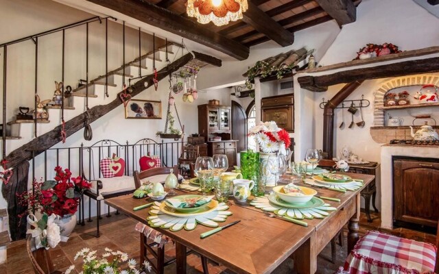 Rose Tower 6 2 in Rome