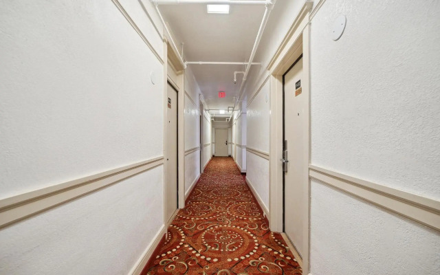 Union Square Plaza Hotel