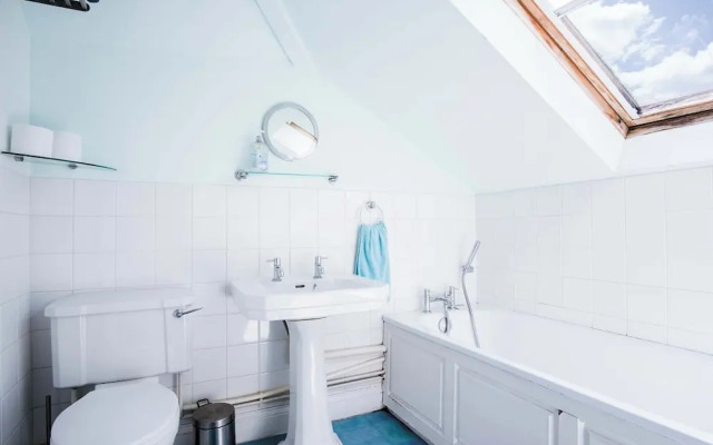 Rooftops - 1 Bedroom Apartment - Tenby