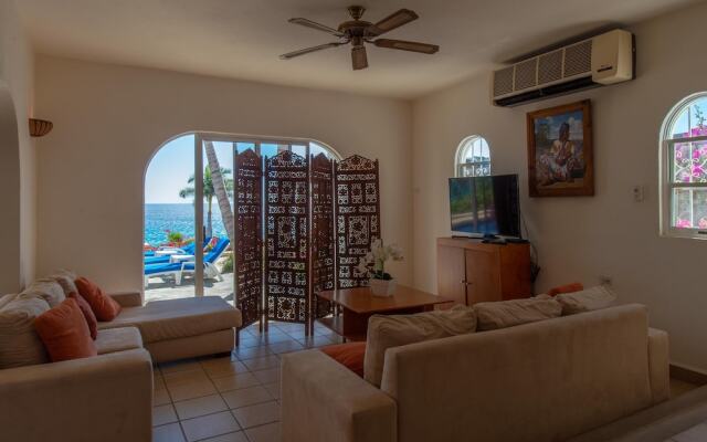 An Inviting 2BR Villa Oceano Located Just A Short Walk to the Beach