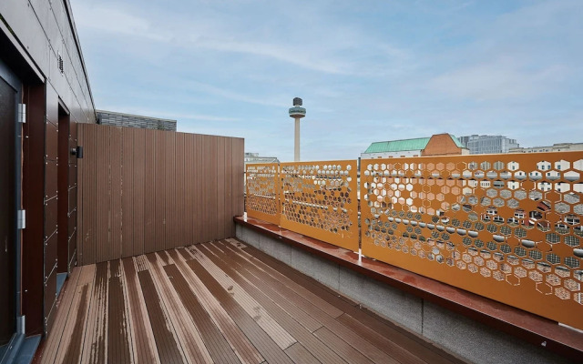 Host Stay Balcony Room For Two Sevenstay Apartments