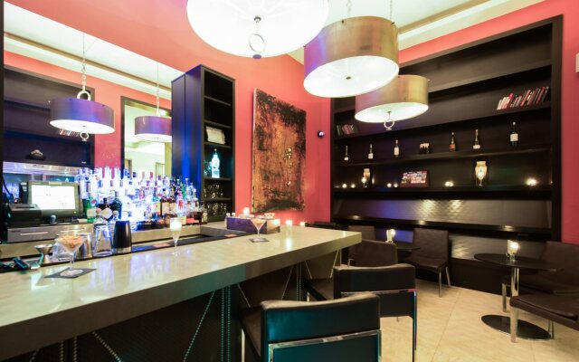 Bentley Hotel
