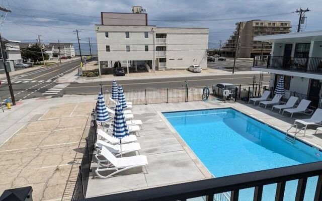 Seaport Inn