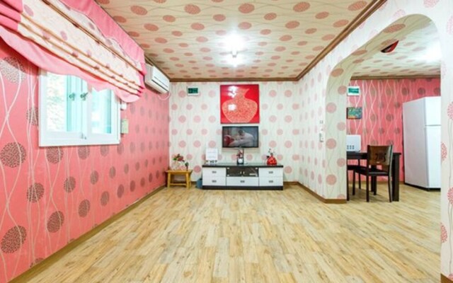 Yeongwol Nice View Pension