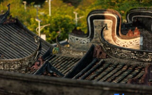 Deng Stone House Pastoral Resort