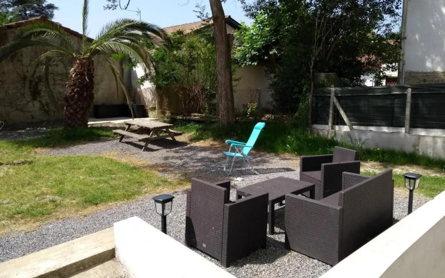 APT T3 n1 A 50M DE LA PLAGE et jardin