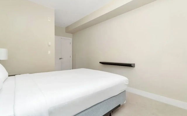 Opulent Oasis Exquisite 2Bedroom Retreat