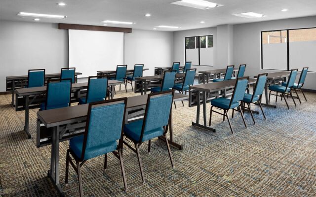 Hampton Inn Phoenix-Biltmore