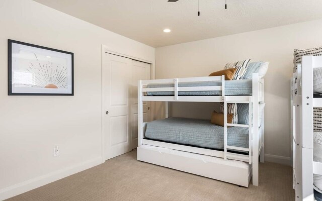 Sienna Hills Hideaway 5 Bedroom Home