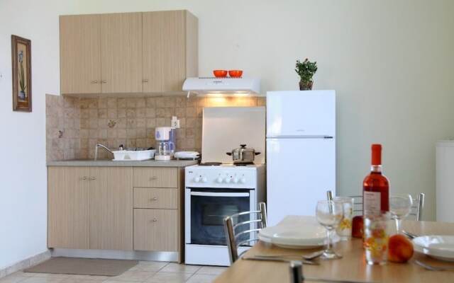 Apartments Avra