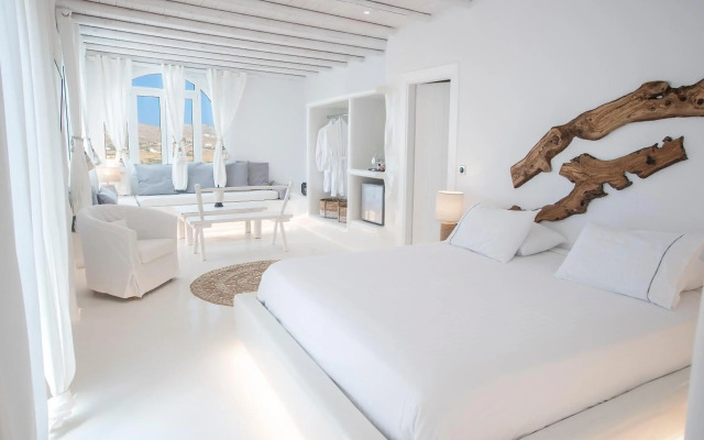 Paros Palace