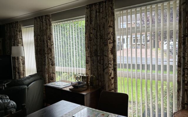 Hotel 5 Ravenhurst Drive
