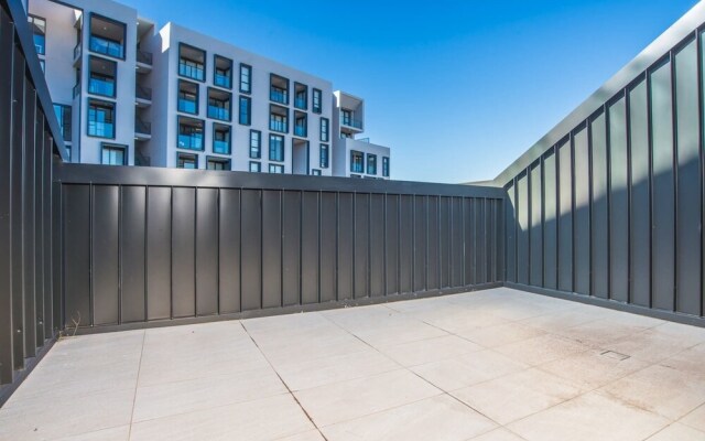 Lovely & Luxurious Townhouse In Zetland