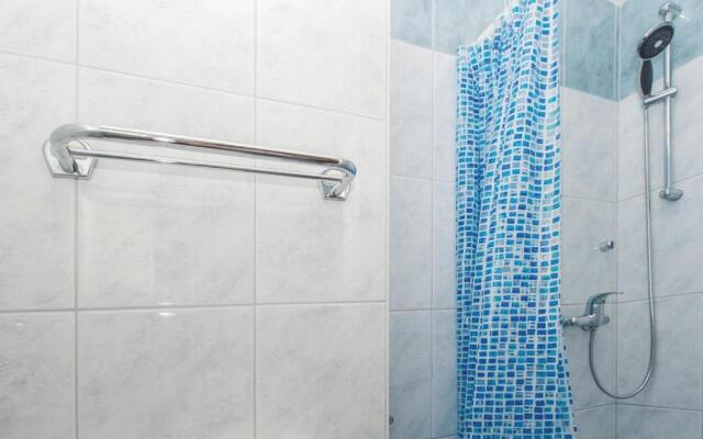 Sunrise Apartments and Studio Apartments