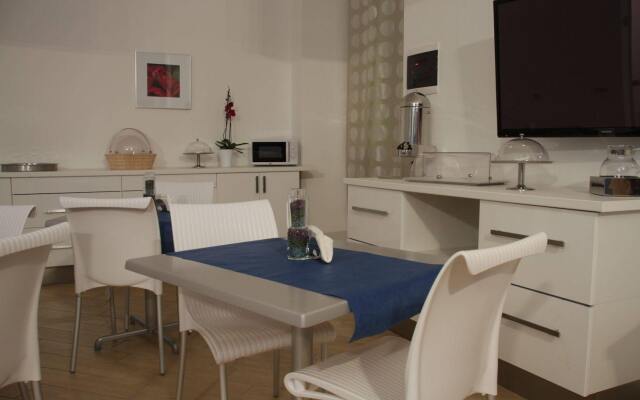 Bovio Modern Suite