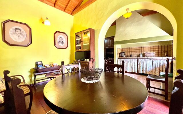 Emblematica Casa en Vallehermoso,Wifi,jardin,vista