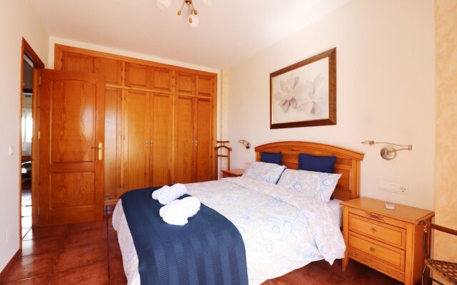 1072 Villa Palomas