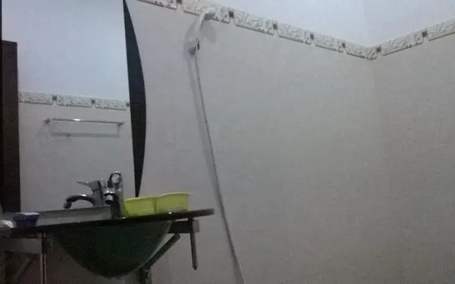 Thien Long Guest House