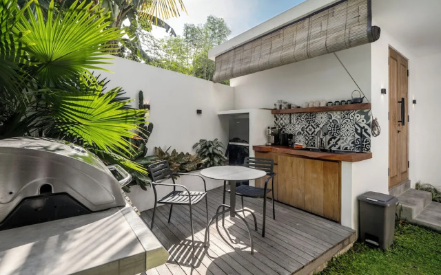 Kaori Loft by Alfred in Bali