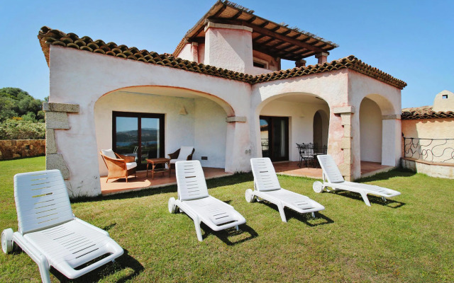 Holiday home with sea view, Cannigione