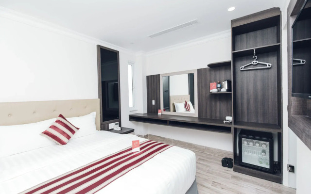 Seven Seas  and Apartment
