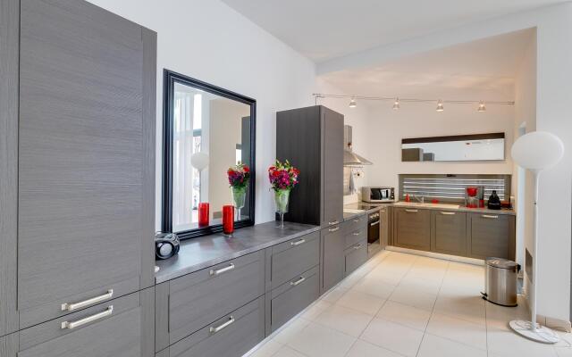 Duplex Luxury Apartment in Portomaso With Pool