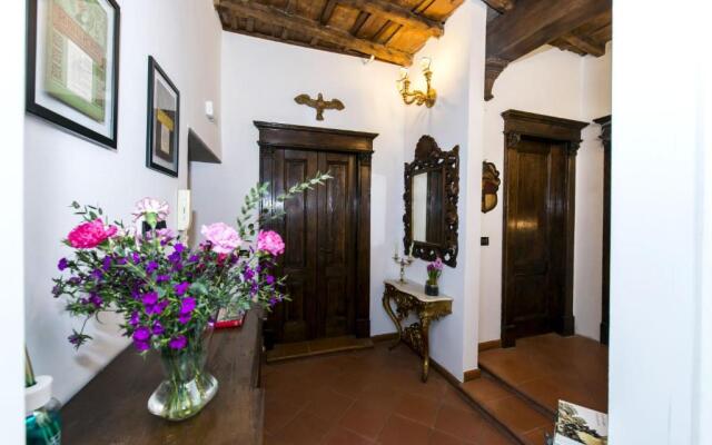 Vicolo dell'Aquila- Residenze Romanae