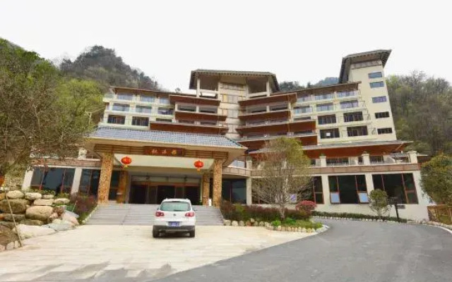 Tiantangzhai Holiday Hotel