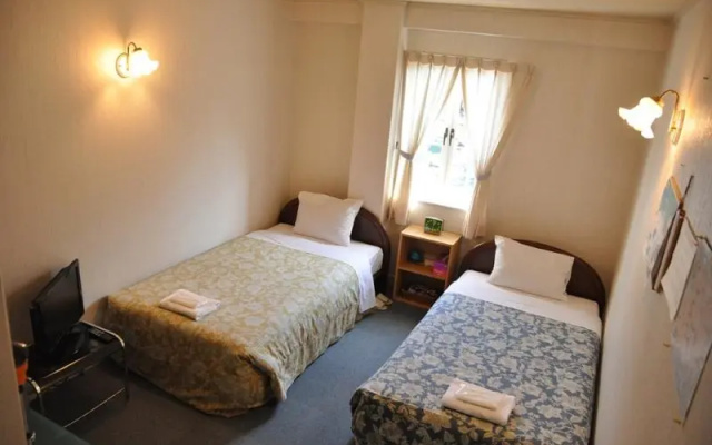 Shirahama Onsen Pension Pocket – Guest Rooms – Shirahama