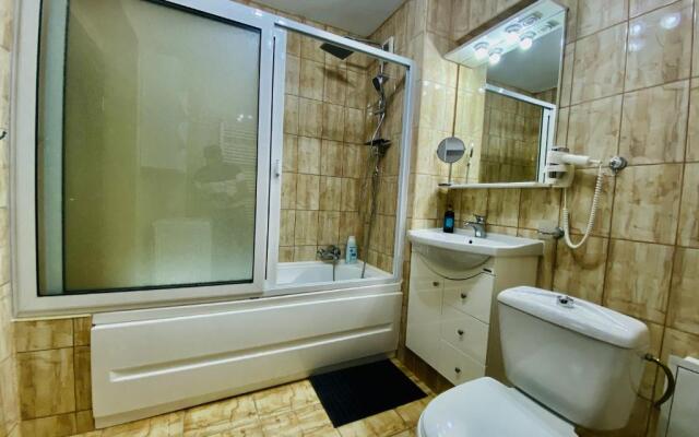 Central & Comfortable Studio