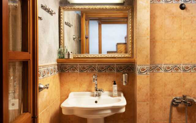 Dorovinis Monemvasia Castlehouses