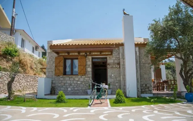 To Stolidi tis Psinthou