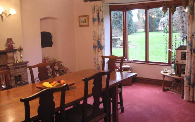 Woodshoot B&B