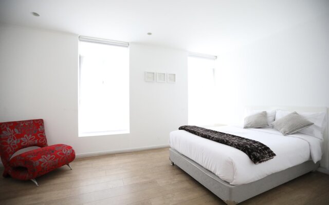 2BDR APT w/ pool & gym - Barranco!