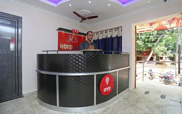 OYO Flagship 9964 Hotel Shine