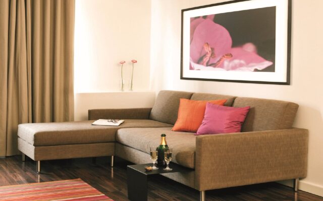 The Bijoux Aparthotel