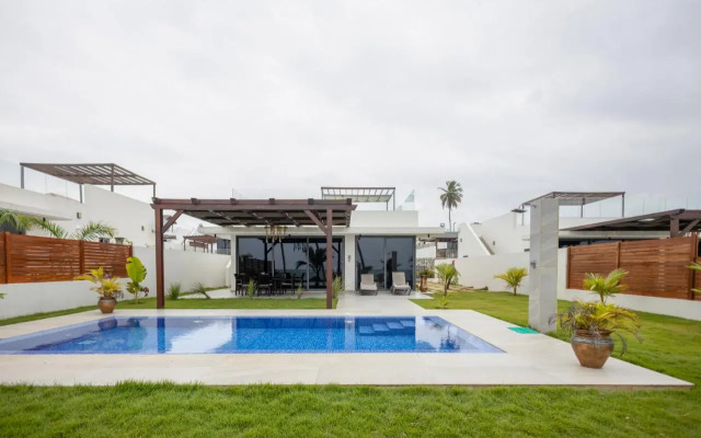 Tills Beach Resort